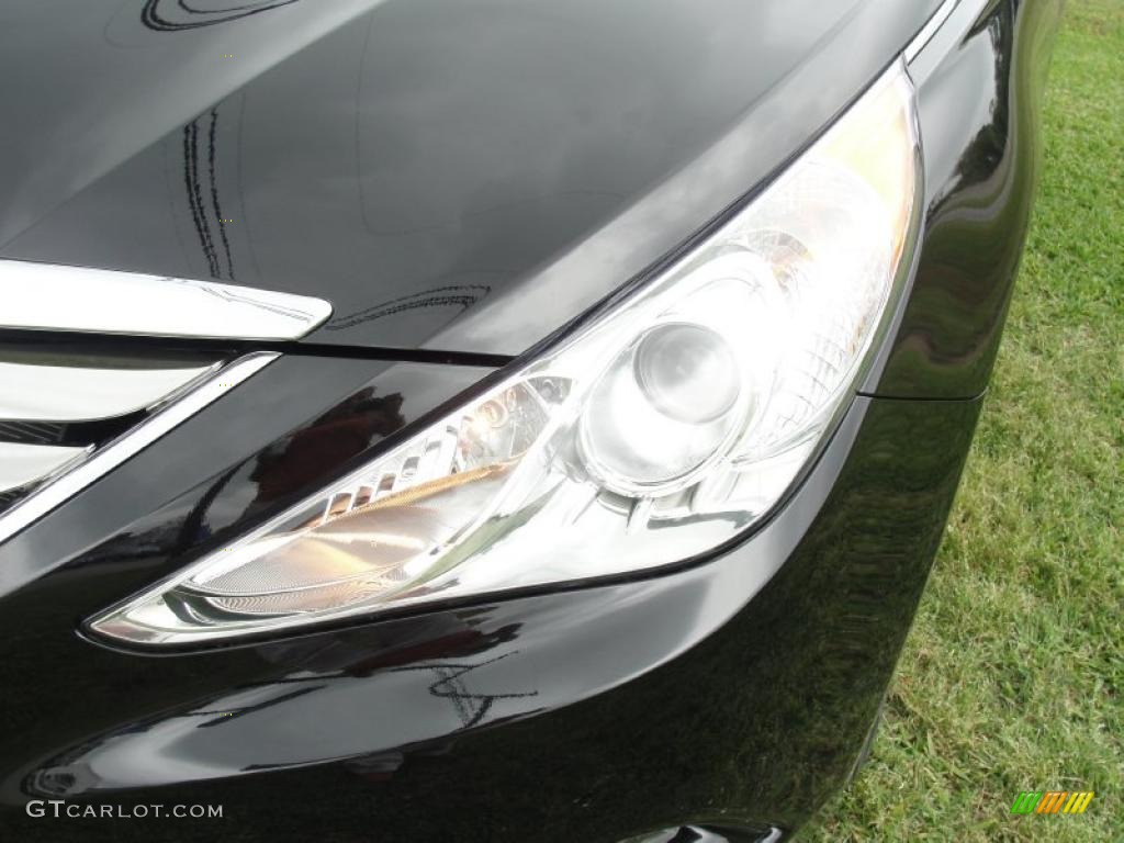2011 Sonata Limited - Midnight Black / Camel photo #9