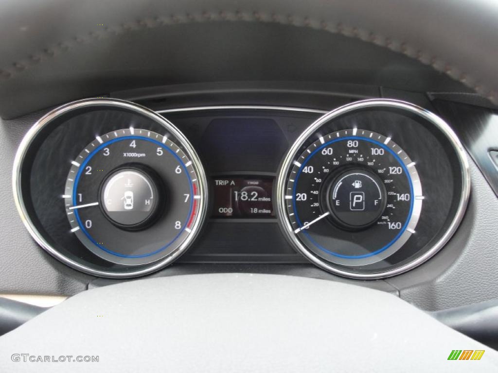 2011 Sonata Limited - Midnight Black / Camel photo #37