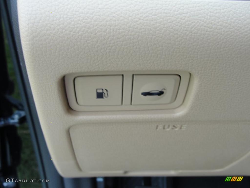 2011 Sonata Limited - Midnight Black / Camel photo #39