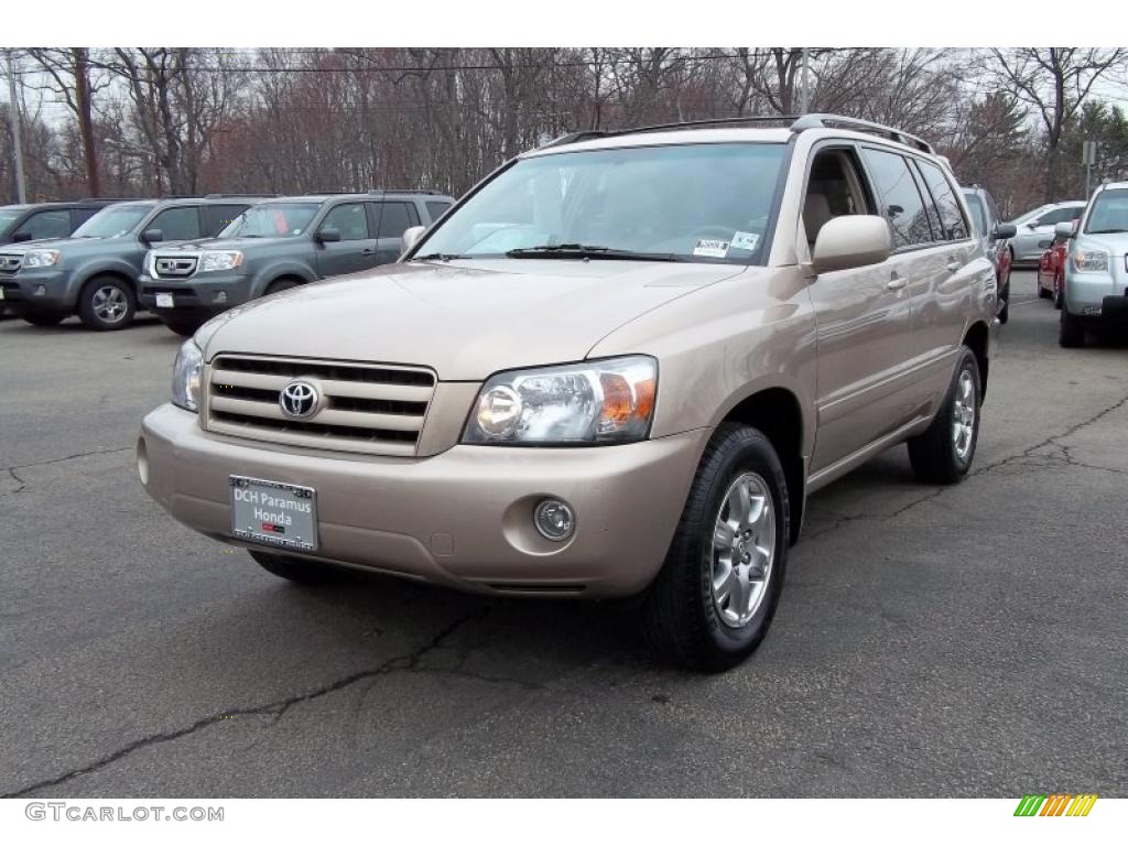 2006 Highlander V6 4WD - Sonora Gold Metallic / Ivory Beige photo #2