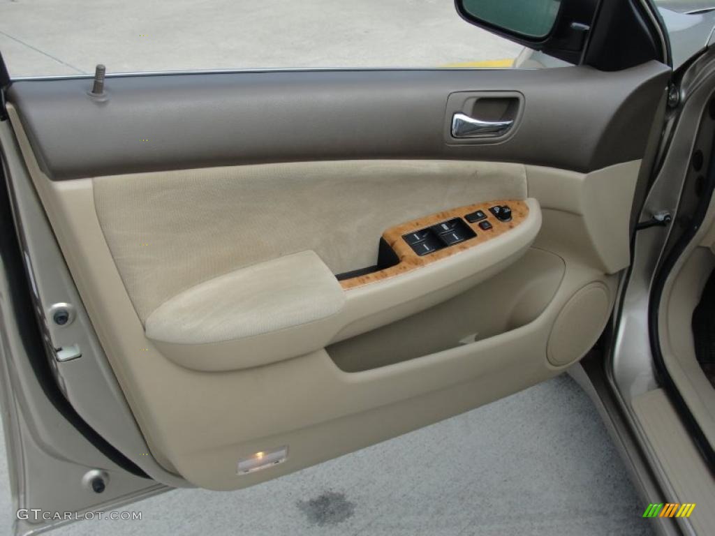 2003 Accord EX Sedan - Desert Mist Metallic / Ivory photo #32