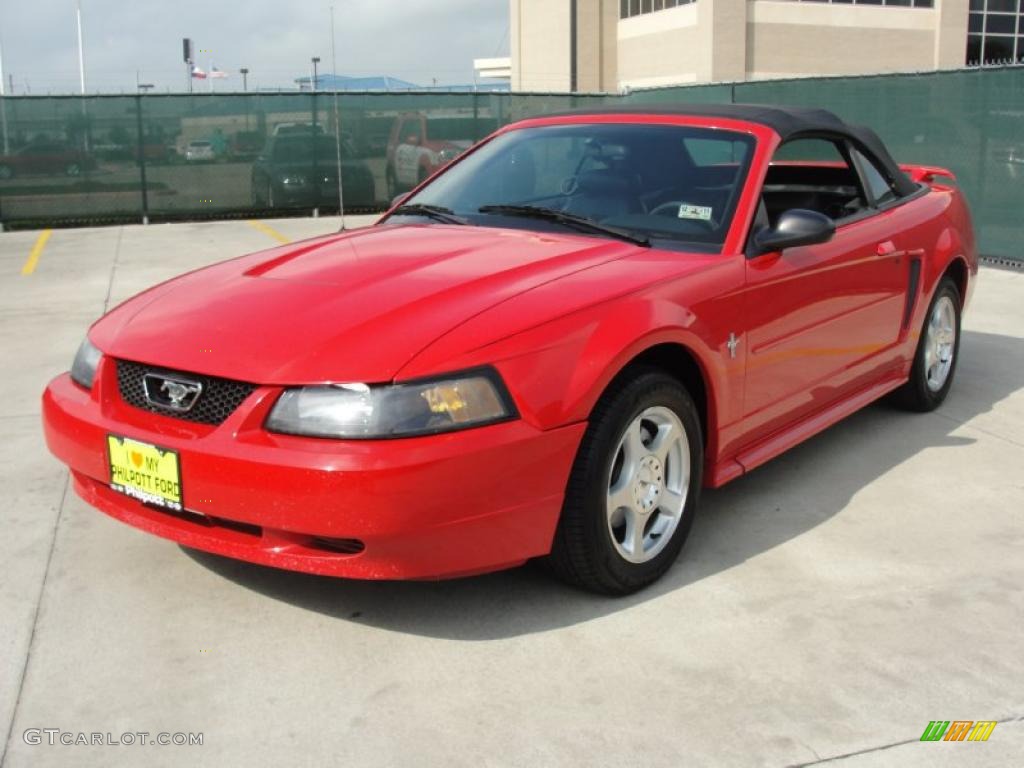 2003 Mustang V6 Convertible - Torch Red / Dark Charcoal photo #52