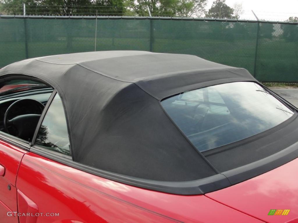 2003 Mustang V6 Convertible - Torch Red / Dark Charcoal photo #55