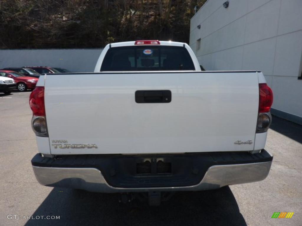 2008 Tundra SR5 Double Cab 4x4 - Super White / Graphite Gray photo #3