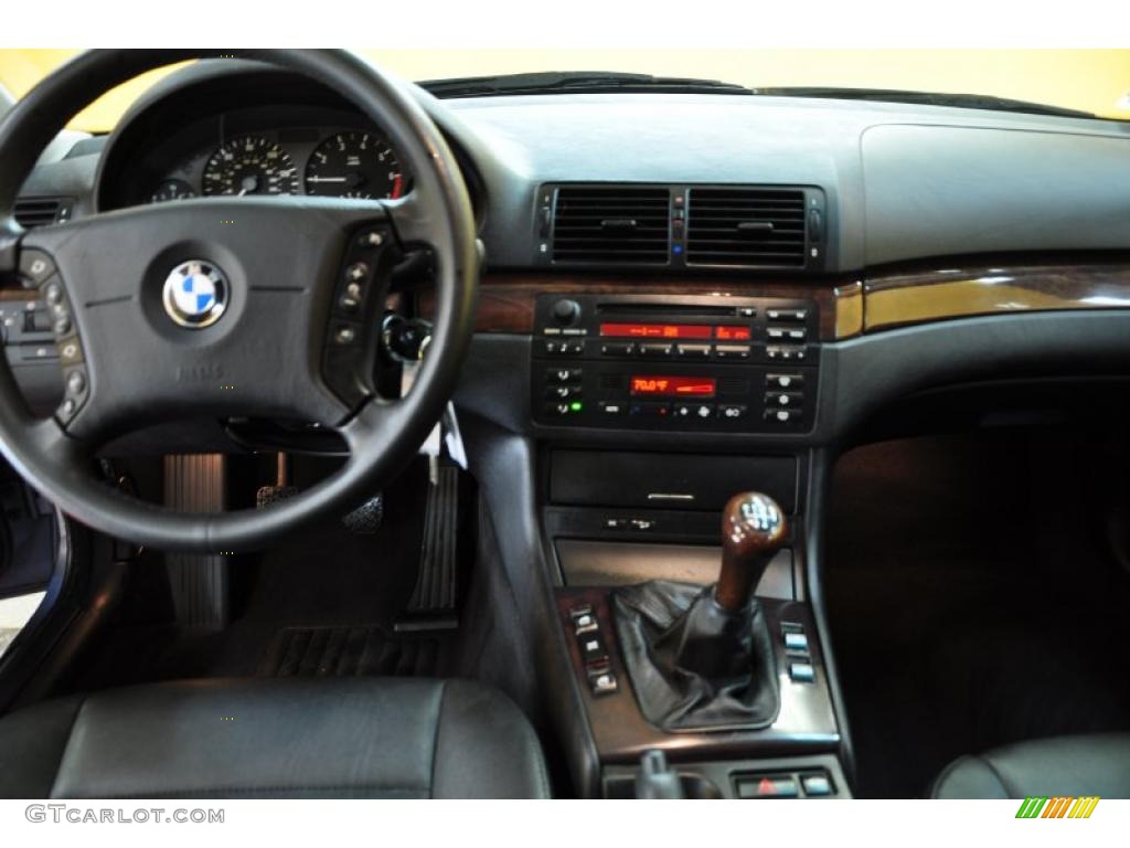 2002 BMW 3 Series 325xi Wagon Black Dashboard Photo #47828528