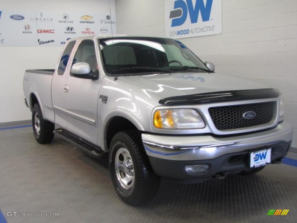 2001 F150 XLT SuperCab 4x4 - Silver Metallic / Medium Graphite photo #1