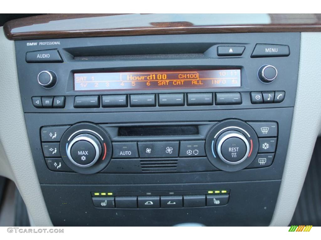 2009 BMW 1 Series 128i Convertible Controls Photo #47831846