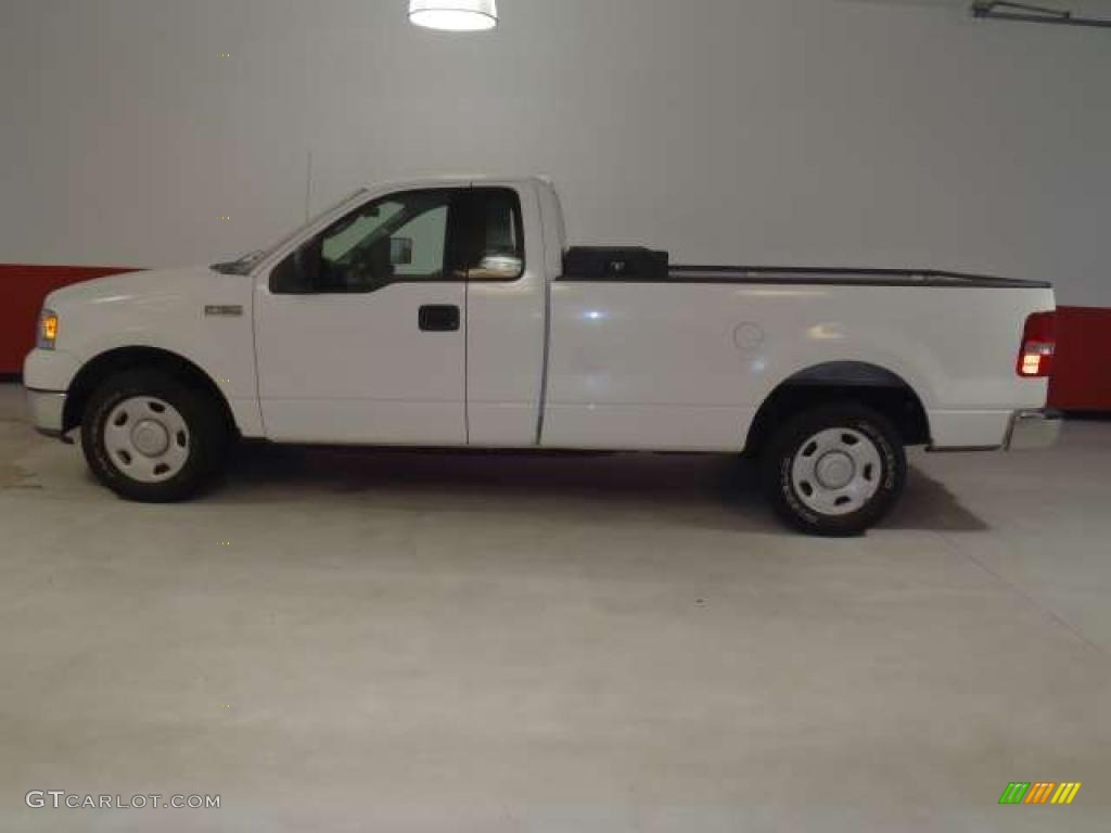 2004 F150 XL Regular Cab - Oxford White / Dark Flint photo #6