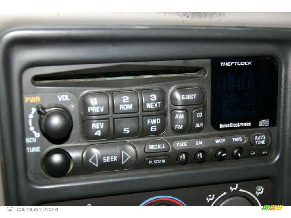 2000 Silverado 2500 LS Regular Cab 4x4 - Onyx Black / Medium Gray photo #7