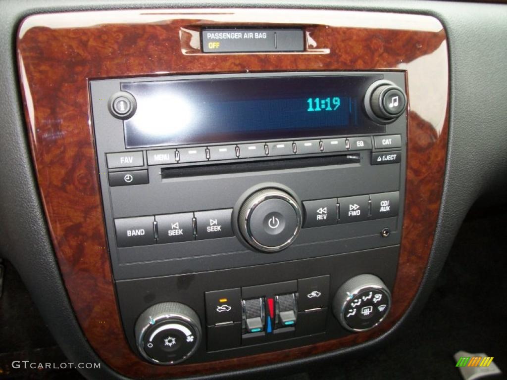 2011 Impala LT - Silver Ice Metallic / Ebony photo #34