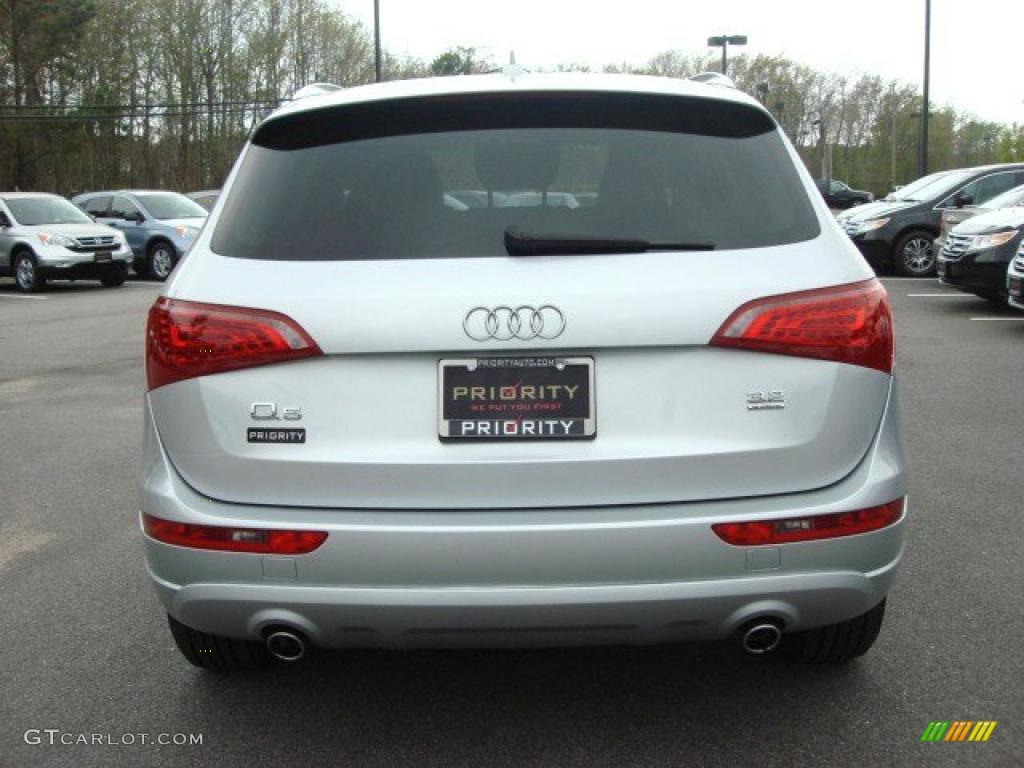 2009 Q5 3.2 Premium quattro - Ice Silver Metallic / Black photo #5