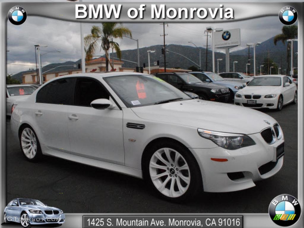 2008 M5 Sedan - Alpine White / Black photo #1