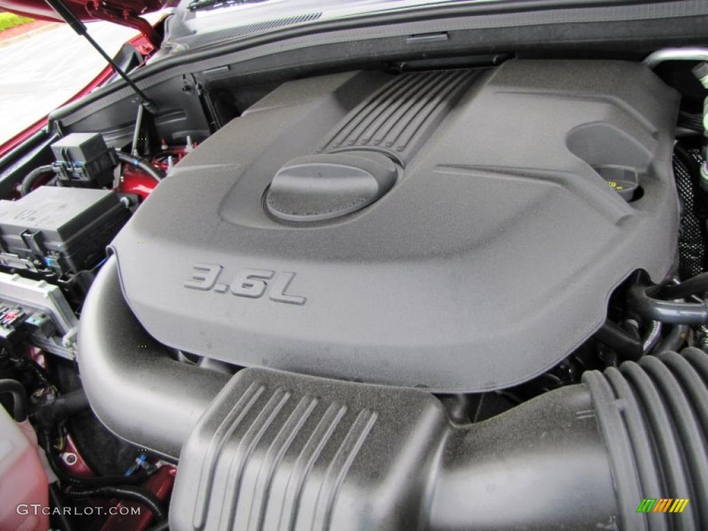 2011 Dodge Durango Express 3.6 Liter DOHC 24-Valve VVT Pentastar V6 Engine Photo #47839493
