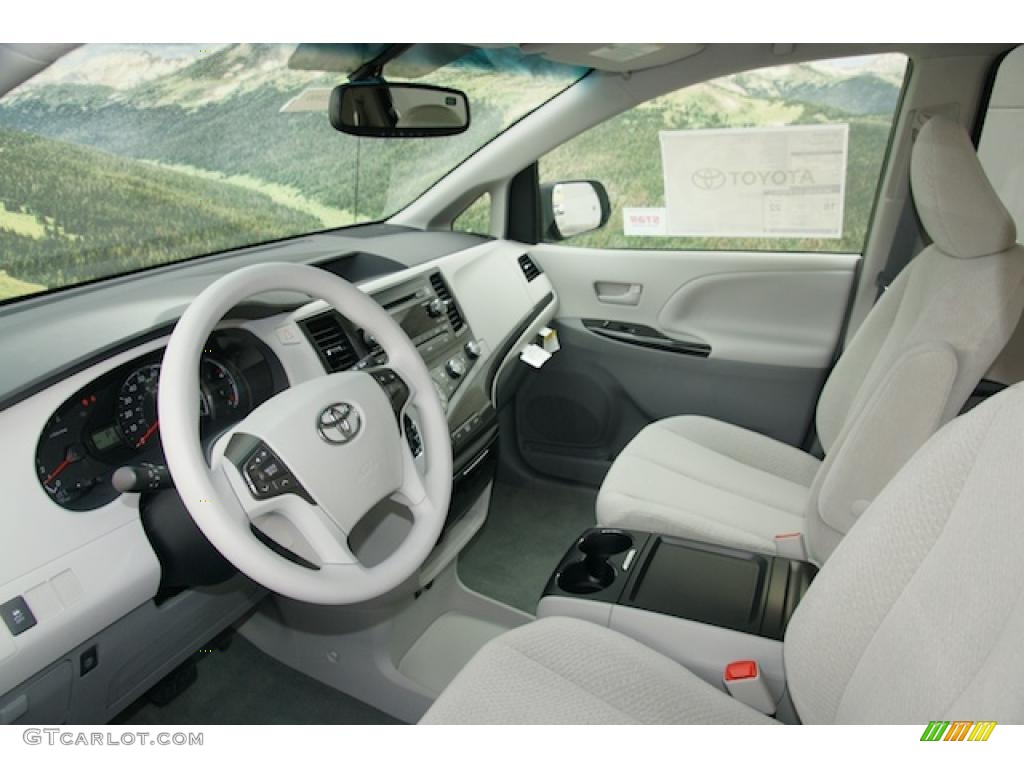 Light Gray Interior 2011 Toyota Sienna LE AWD Photo #47840984