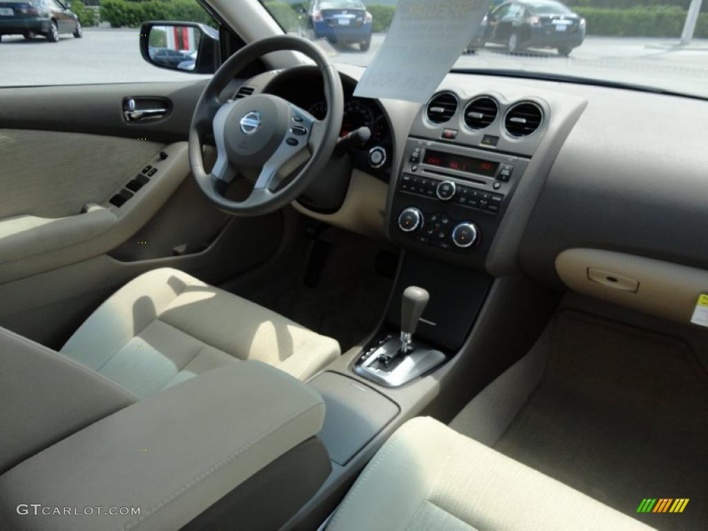 2011 Altima 2.5 S - Navy Blue / Blond photo #13