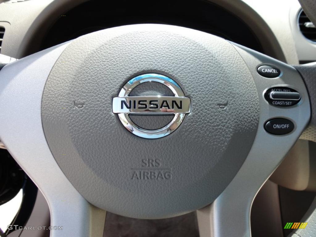 2011 Altima 2.5 S - Navy Blue / Blond photo #28