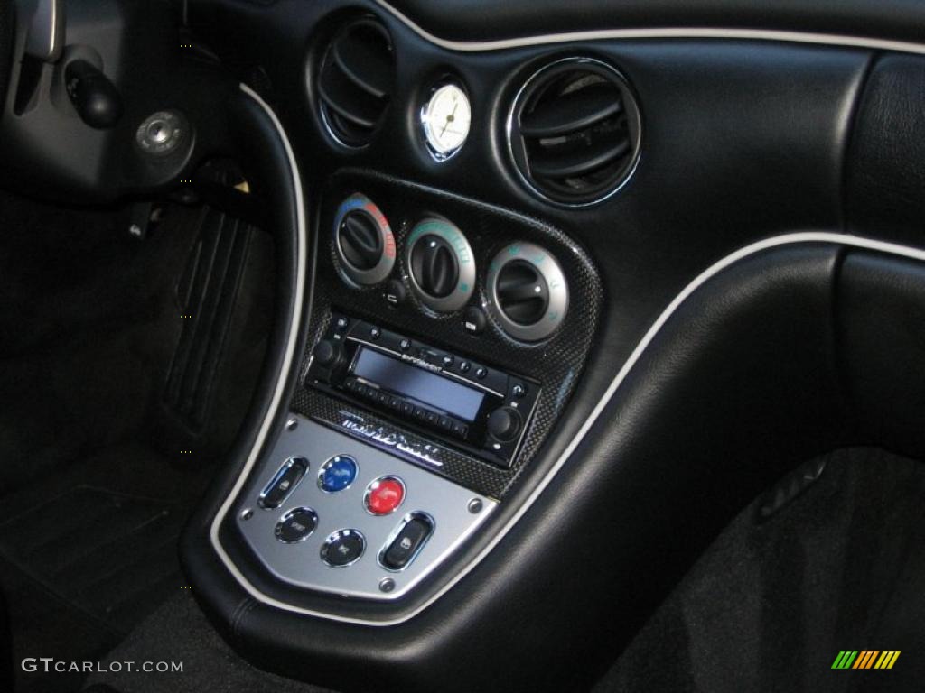 2006 Maserati GranSport Coupe Controls Photo #47843114