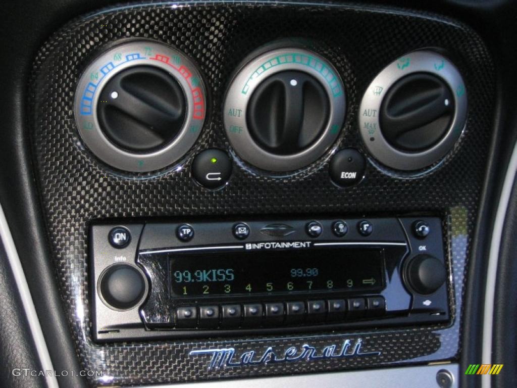 2006 Maserati GranSport Coupe Controls Photo #47843141