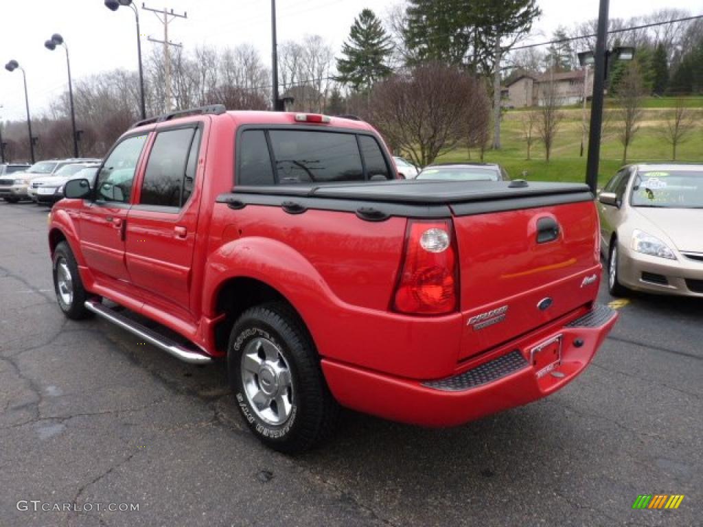 2005 Explorer Sport Trac XLT 4x4 - Bright Red / Medium Dark Flint photo #2