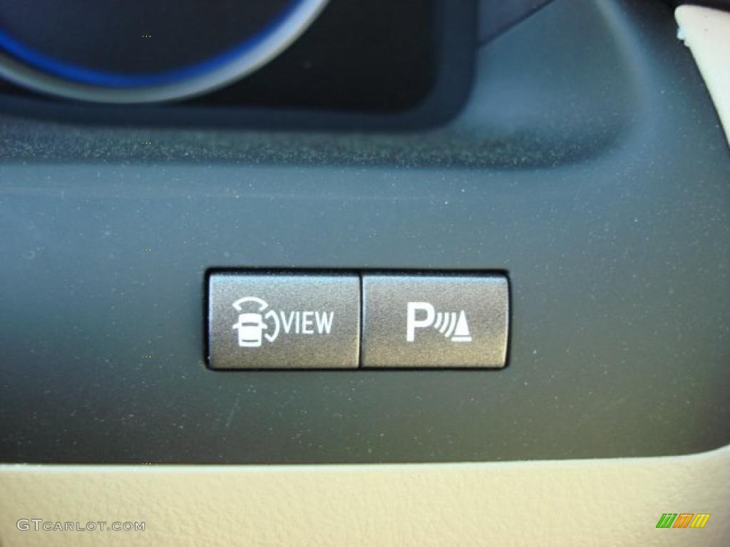 2010 Lexus LX 570 Controls Photo #47843930