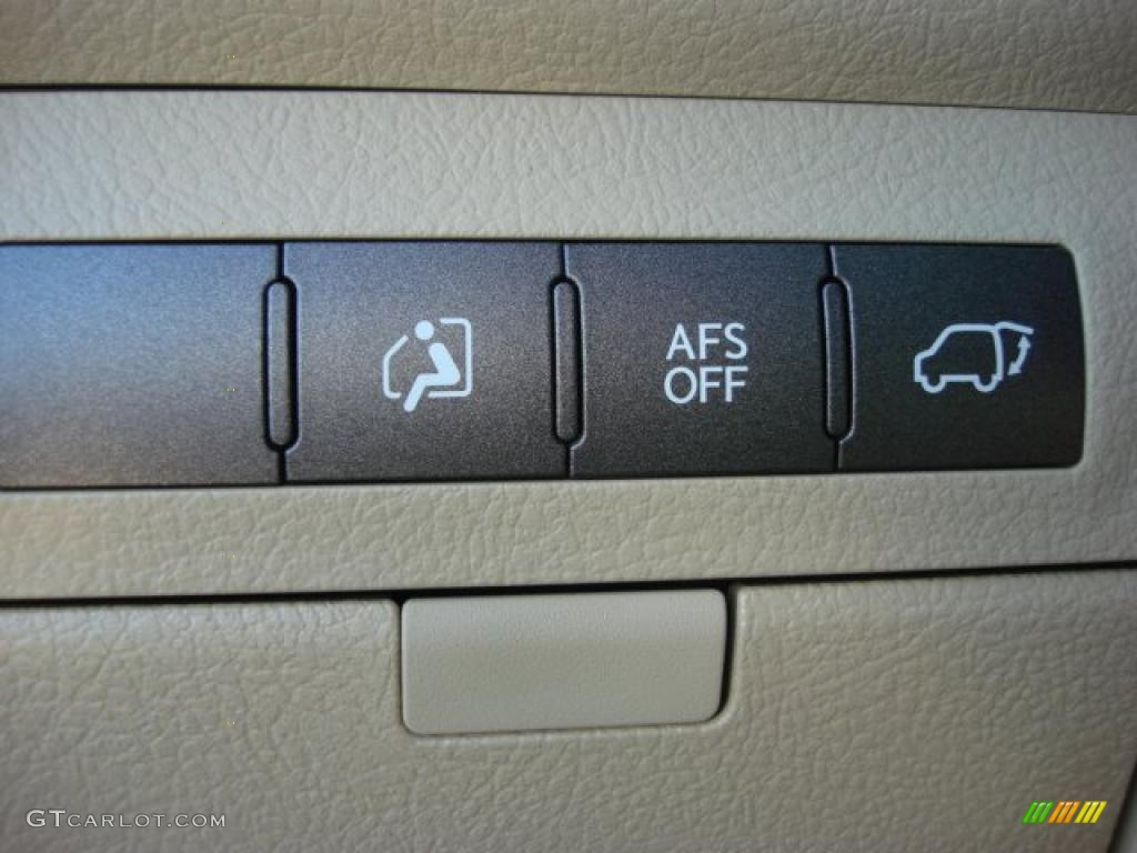 2010 Lexus LX 570 Controls Photo #47843945