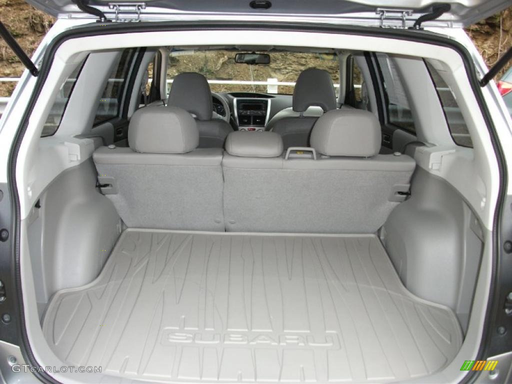 2010 Subaru Forester 2.5 X Limited Trunk Photo #47847524