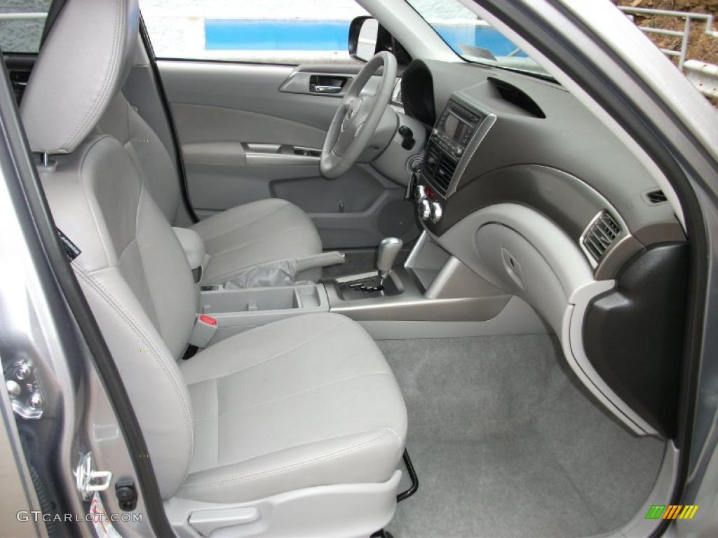 Platinum Interior 2010 Subaru Forester 2.5 X Limited Photo #47847572