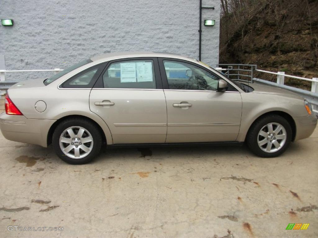 Pueblo Gold Metallic 2005 Ford Five Hundred SEL AWD Exterior Photo #47848094