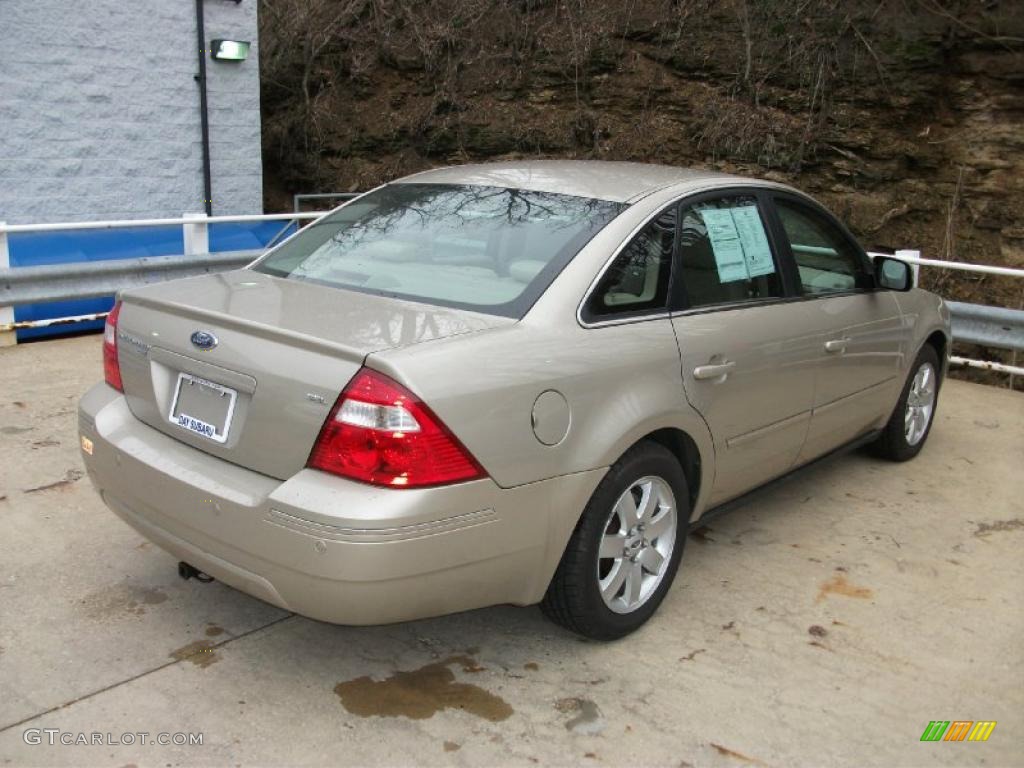 Pueblo Gold Metallic 2005 Ford Five Hundred SEL AWD Exterior Photo #47848109