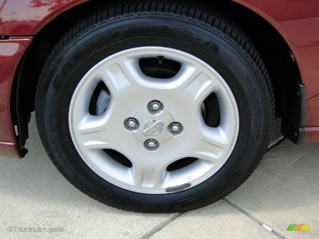 2000 Nissan Altima GLE Wheel Photo #47848224