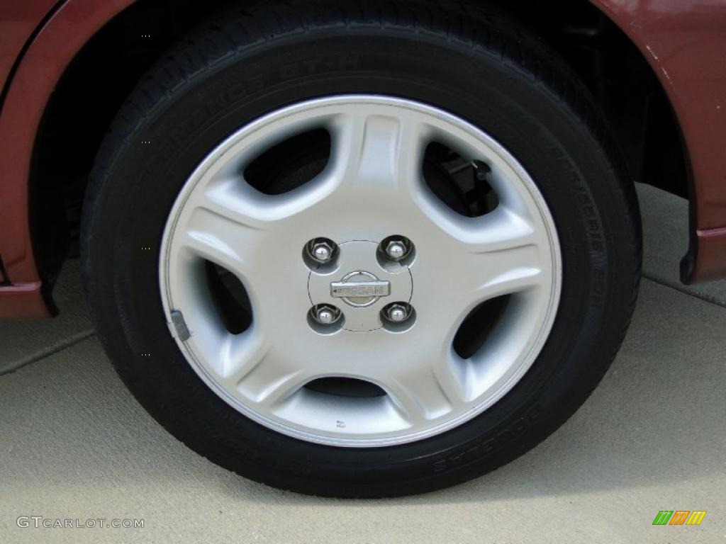 2000 Nissan Altima GLE Wheel Photo #47848238