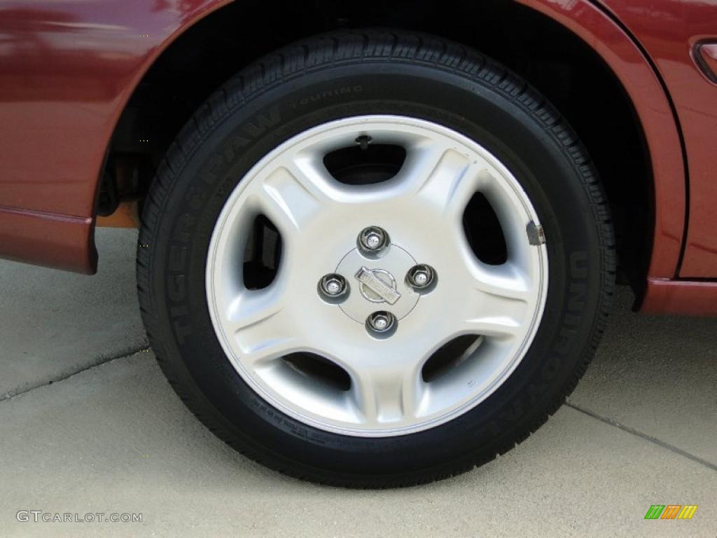 2000 Nissan Altima GLE Wheel Photo #47848253