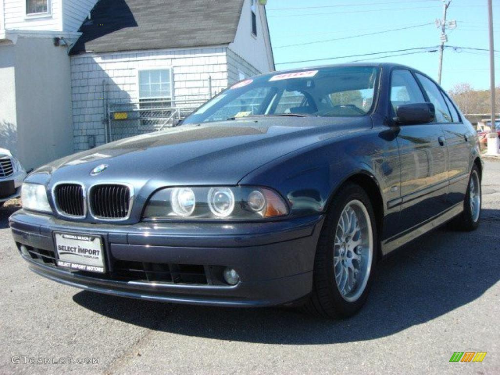 Orient Blue Metallic BMW 5 Series