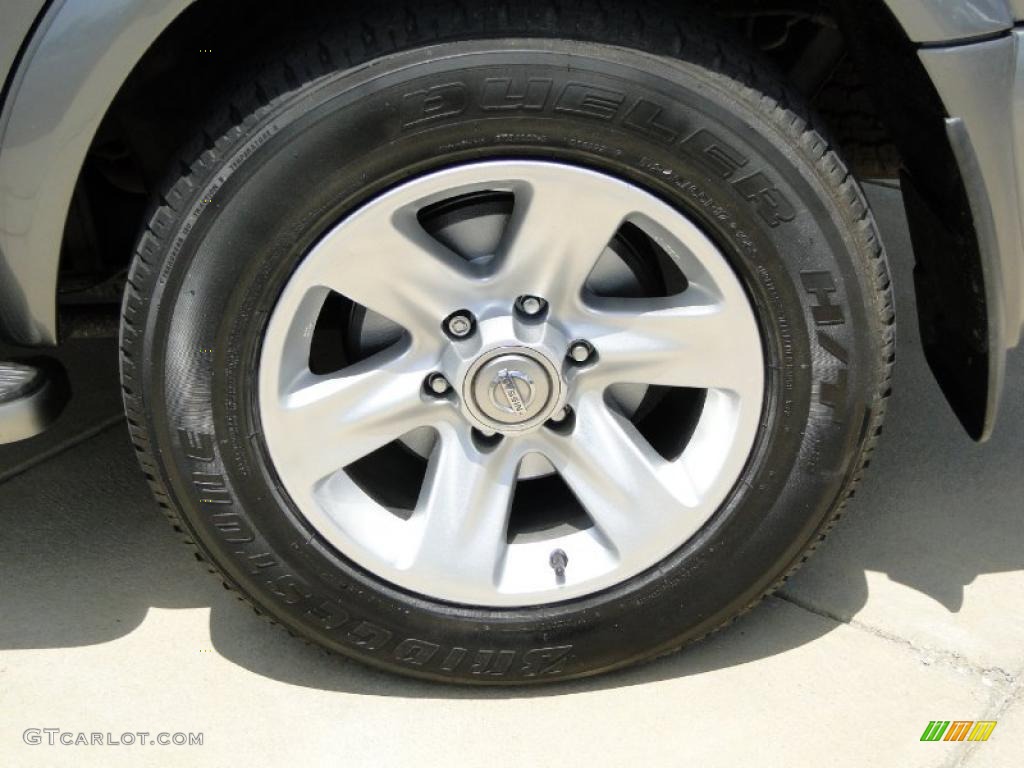 2004 Nissan Pathfinder LE Platinum Wheel Photos