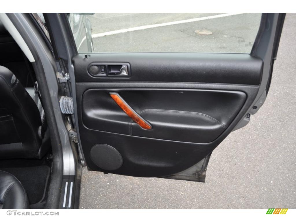 2003 Volkswagen Passat GLX 4Motion Wagon Black Door Panel Photo #47850641