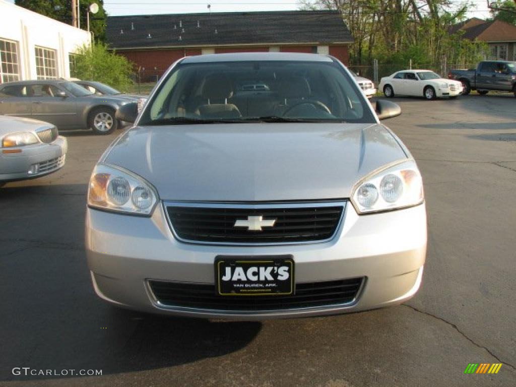 2007 Malibu LS Sedan - Silverstone Metallic / Titanium Gray photo #2