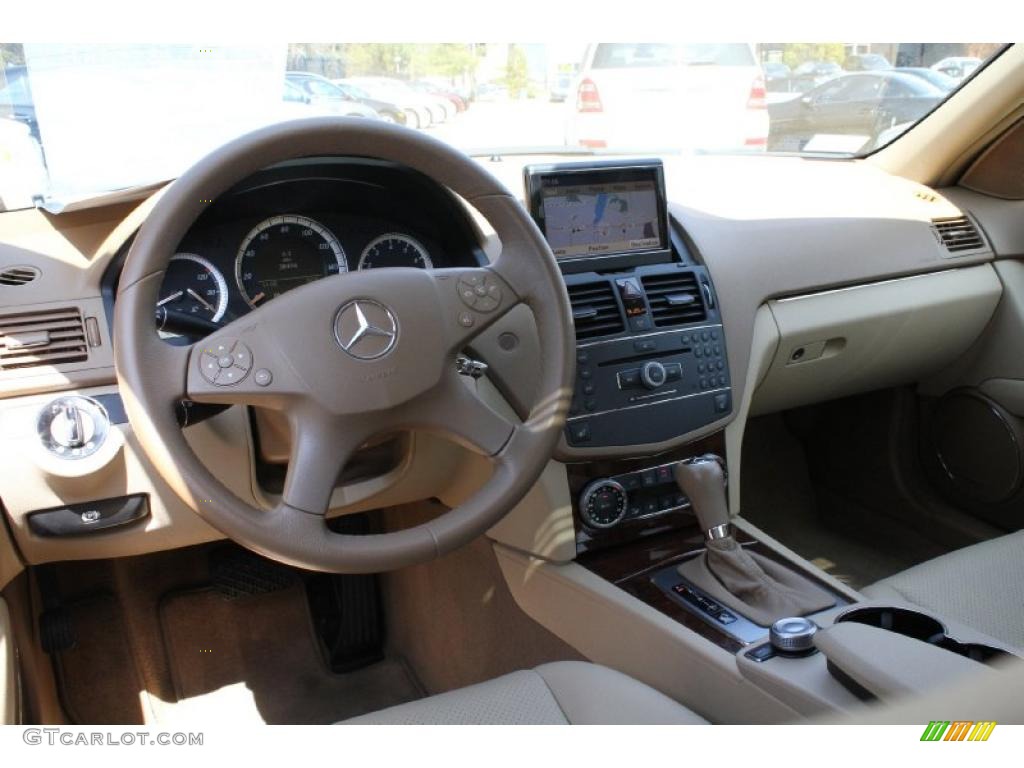 2008 Mercedes-Benz C 300 4Matic Luxury Savanna/Cashmere Dashboard Photo #47851490