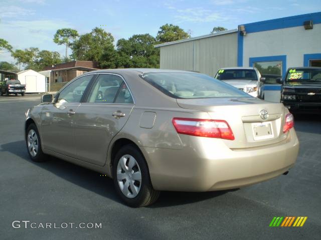 2008 Camry LE - Desert Sand Mica / Bisque photo #5