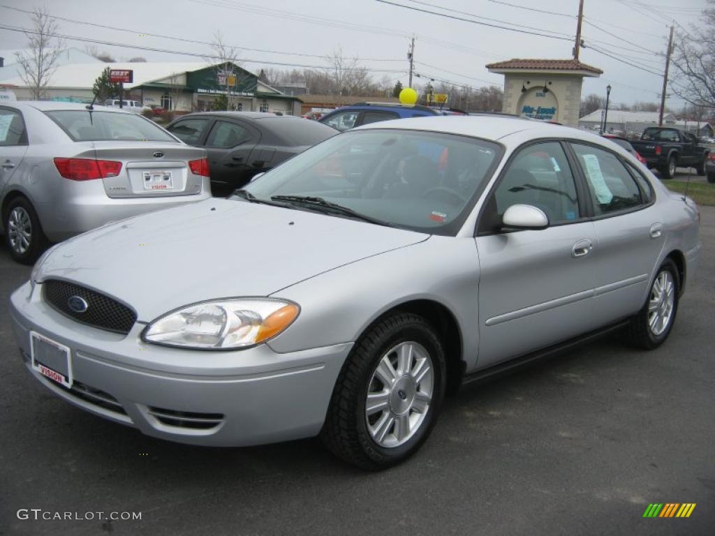 2005 Taurus SEL - Silver Frost Metallic / Medium/Dark Flint photo #1