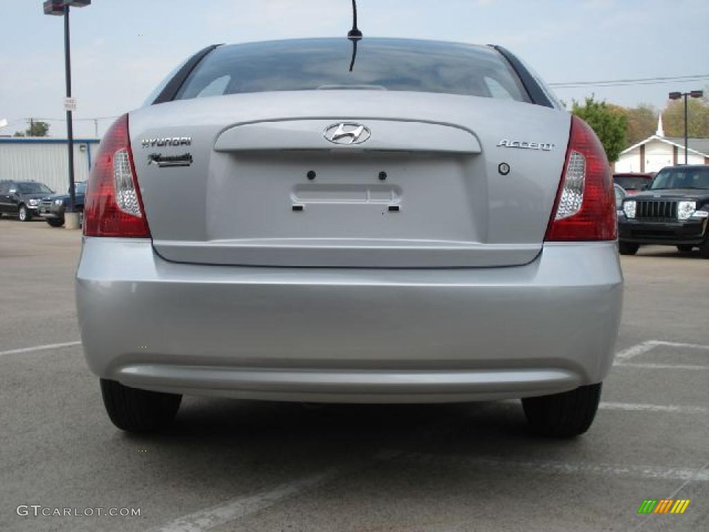 2010 Accent GLS 4 Door - Platinum Silver / Gray photo #4
