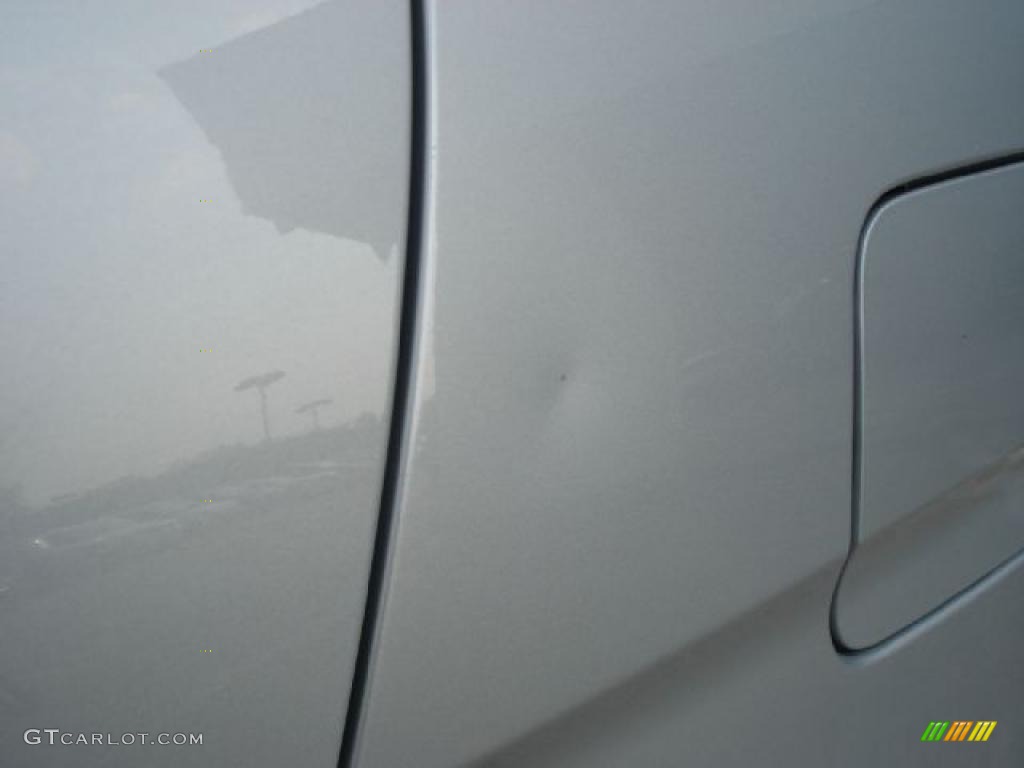 2010 Accent GLS 4 Door - Platinum Silver / Gray photo #27