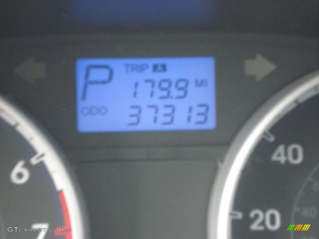 2010 Accent GLS 4 Door - Platinum Silver / Gray photo #31