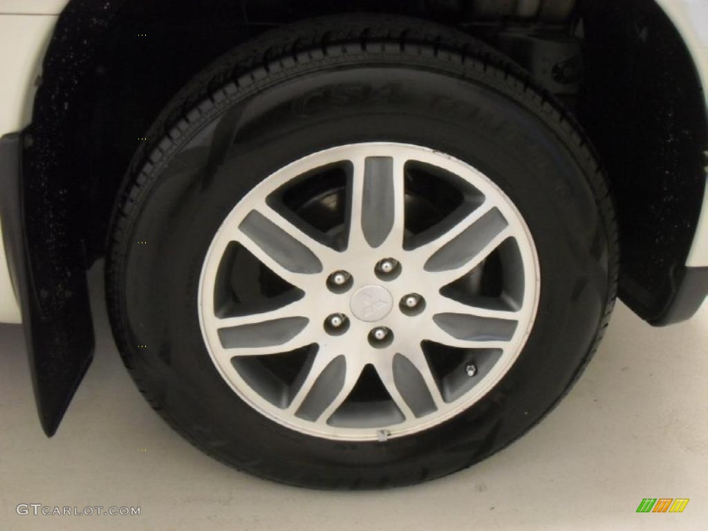 2006 Mitsubishi Endeavor Limited Wheel Photos