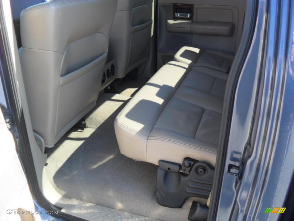 2005 F150 Lariat SuperCrew - Medium Wedgewood Blue Metallic / Tan photo #17