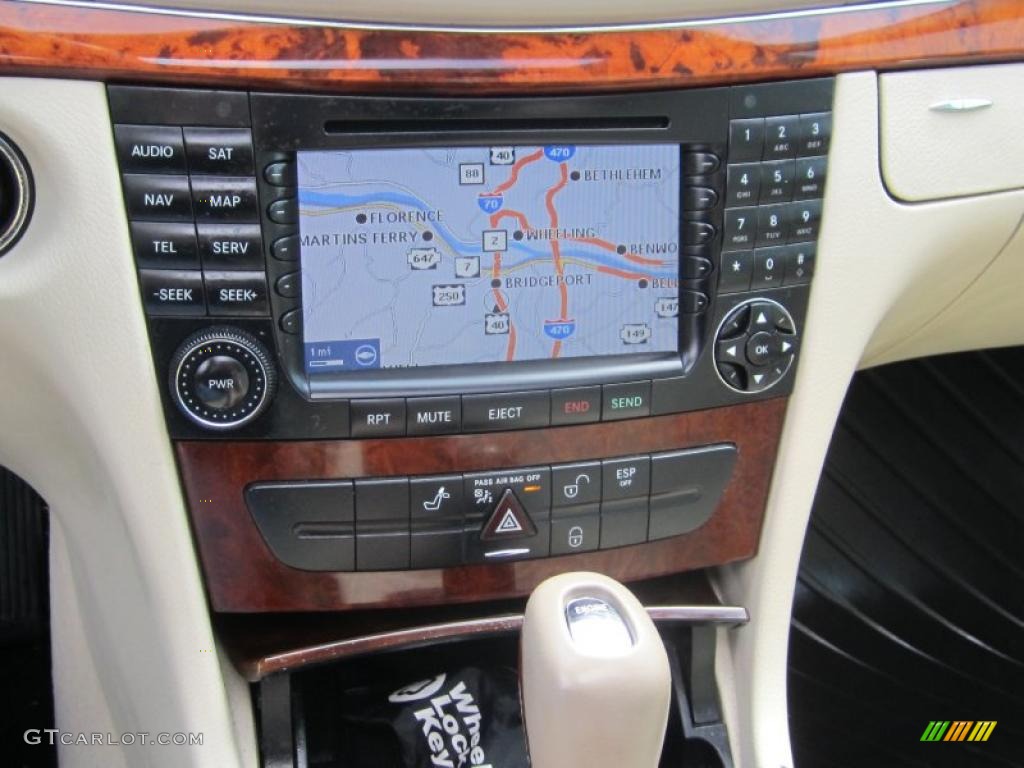2005 Mercedes-Benz E 320 CDI Sedan Navigation Photos