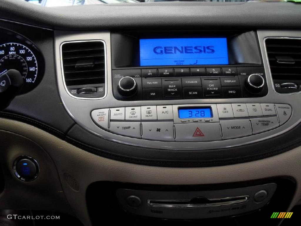 2009 Hyundai Genesis 3.8 Sedan Controls Photo #47860069