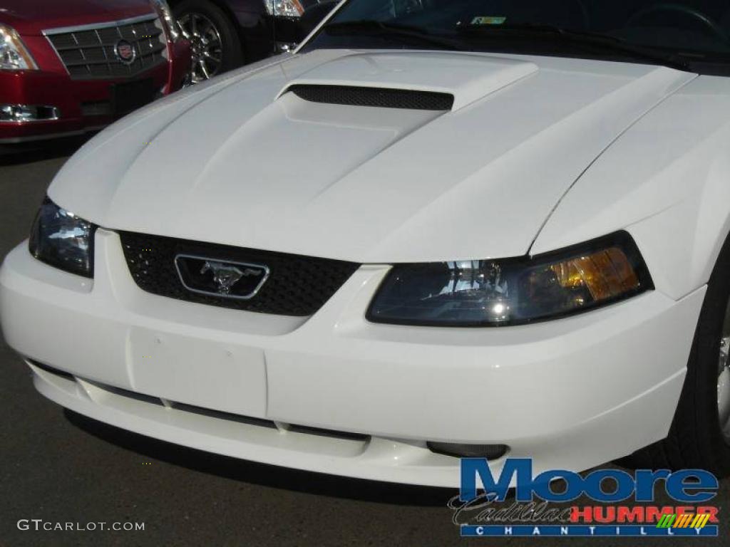 2002 Mustang GT Convertible - Oxford White / Dark Charcoal photo #4