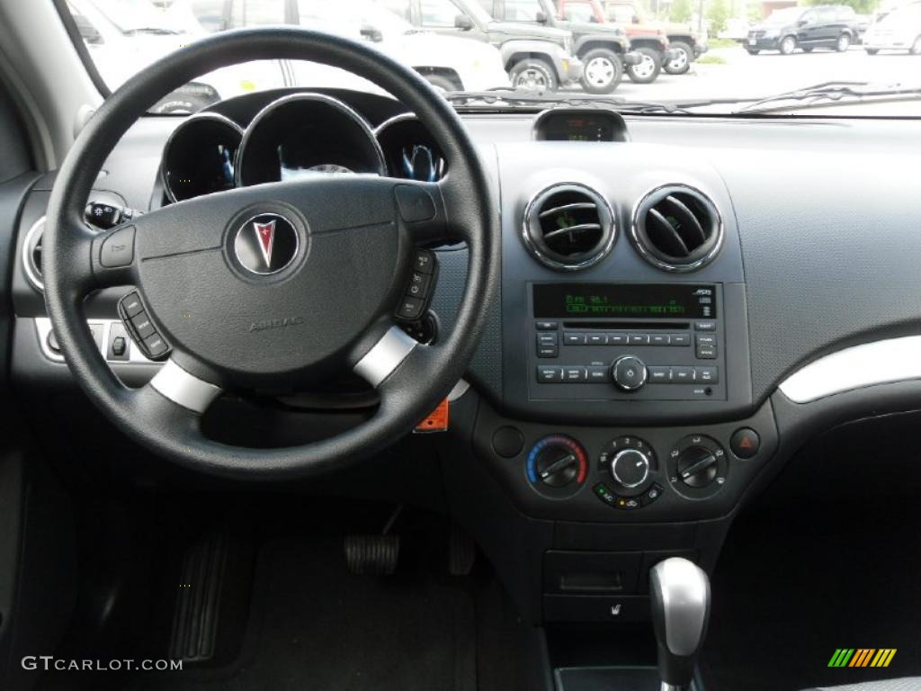2009 Pontiac G3 Standard G3 Model Charcoal Dashboard Photo #47864131