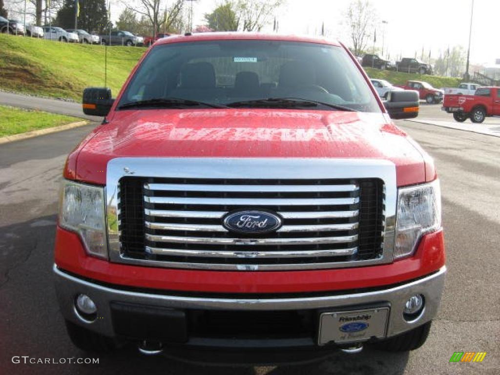 2011 F150 XLT SuperCrew 4x4 - Race Red / Steel Gray photo #3