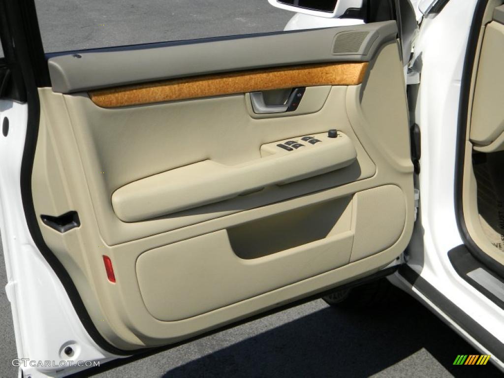 2005 Audi A4 2.0T quattro Sedan Beige Door Panel Photo #47868843